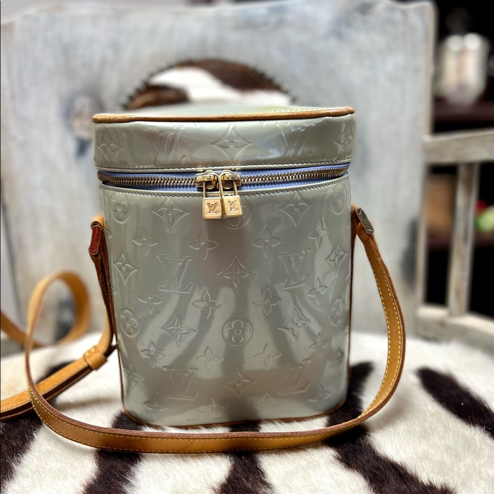 Authentic Louis Vuitton Vernis Blue Patent Leather